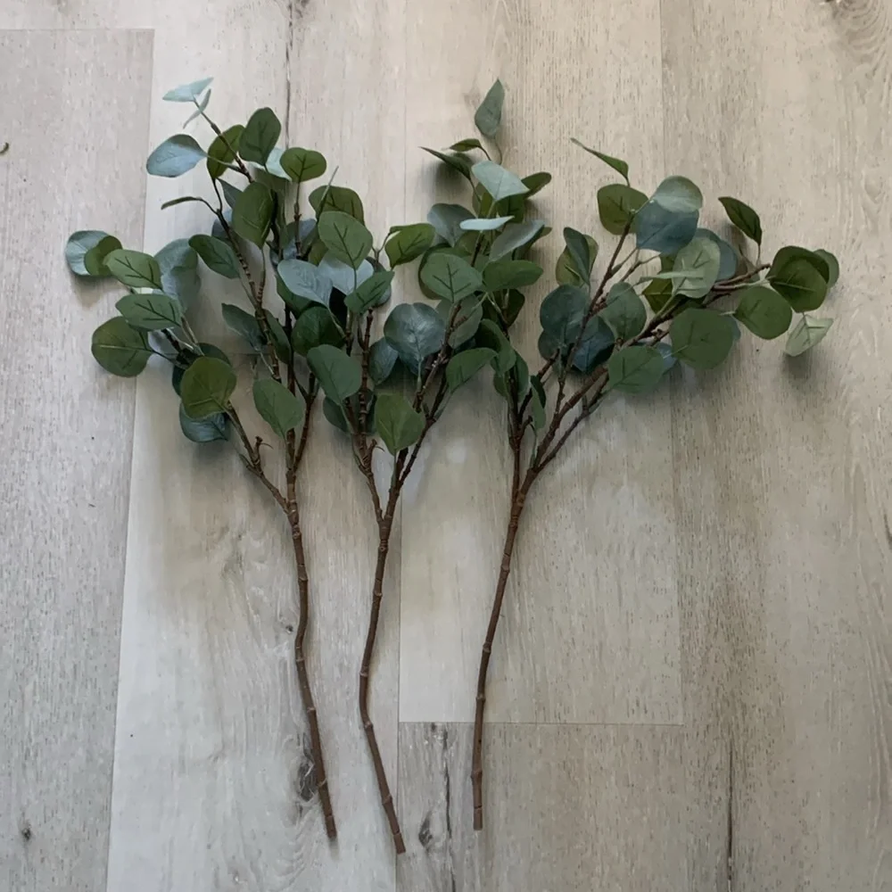 Set‎ of three greenery faux flowers